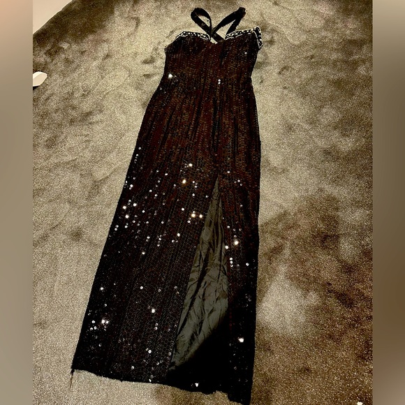 Bari Jay vintage GORGEOUS sequin Halter gown! - Picture 2 of 5